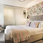 The Hive At Poppi-red فندق مبيت وإفطار هوكسهيد