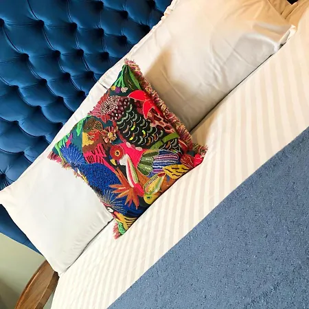 Bed and breakfast The Hive At Poppi-red 4*