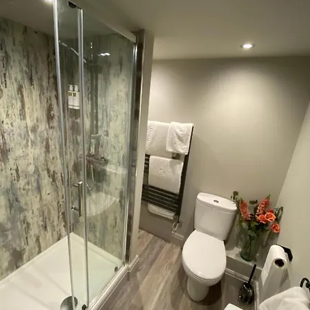 فندق مبيت وإفطار The Hive At Poppi-red هوكسهيد