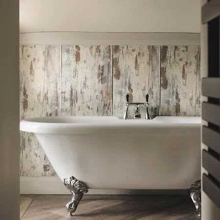 The Hive At Poppi-red 4* Hawkshead
