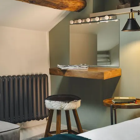 Bed & Breakfast The Hive At Poppi-red Hawkshead
