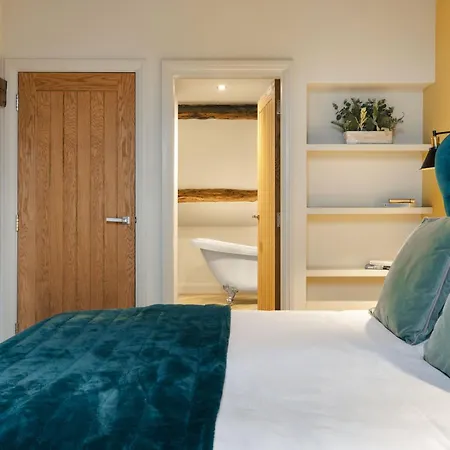 Bed & Breakfast The Hive At Poppi-red 4*