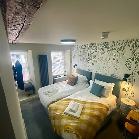 Bed & Breakfast The Hive At Poppi-red Hawkshead