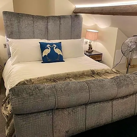 Bed & Breakfast The Hive At Poppi-red Hawkshead