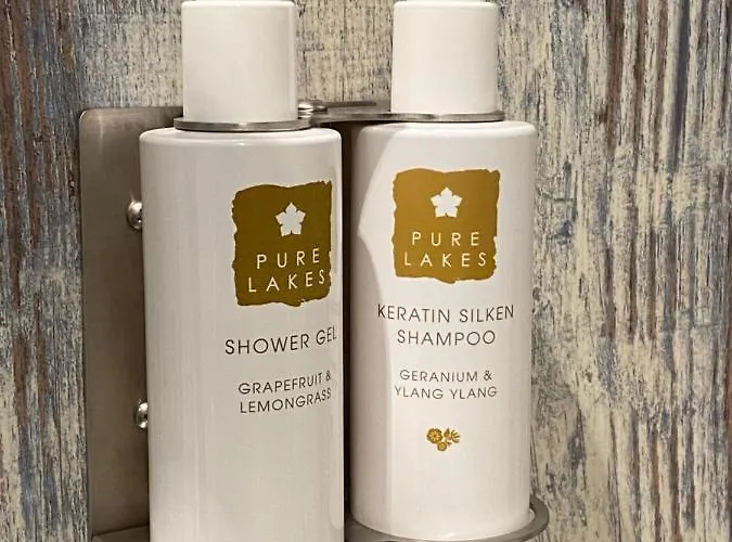 The Hive At Poppi-red Bed & Breakfast 4*