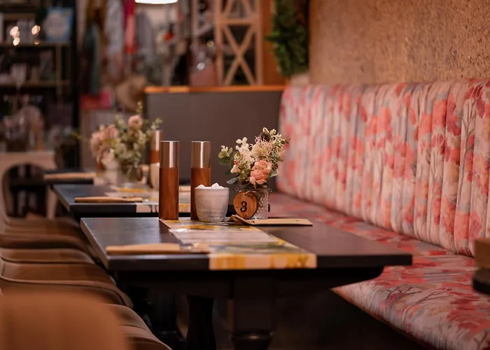 Bed & Breakfast The Hive At Poppi-red Hawkshead