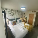 Bed and Breakfast The Hive At Poppi-red